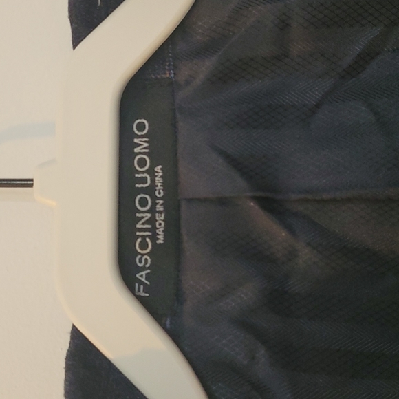 Suit - Picture 3 of 13